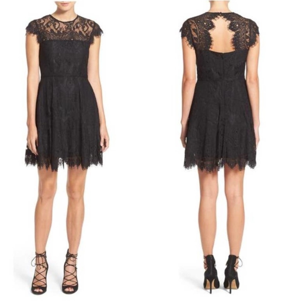 BB Dakota fit & flare black lace dress